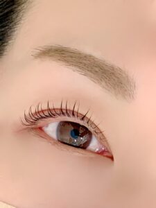まつげパーマの施術イメージ