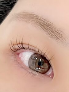 まつげパーマの施術イメージ